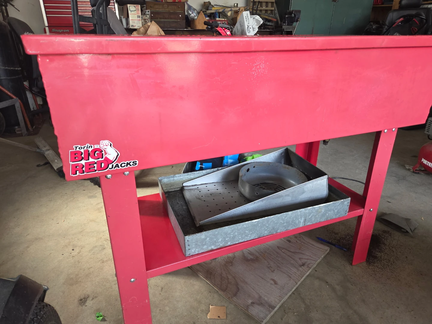 Torin Big Red Jacks Solvent Table - photo 4