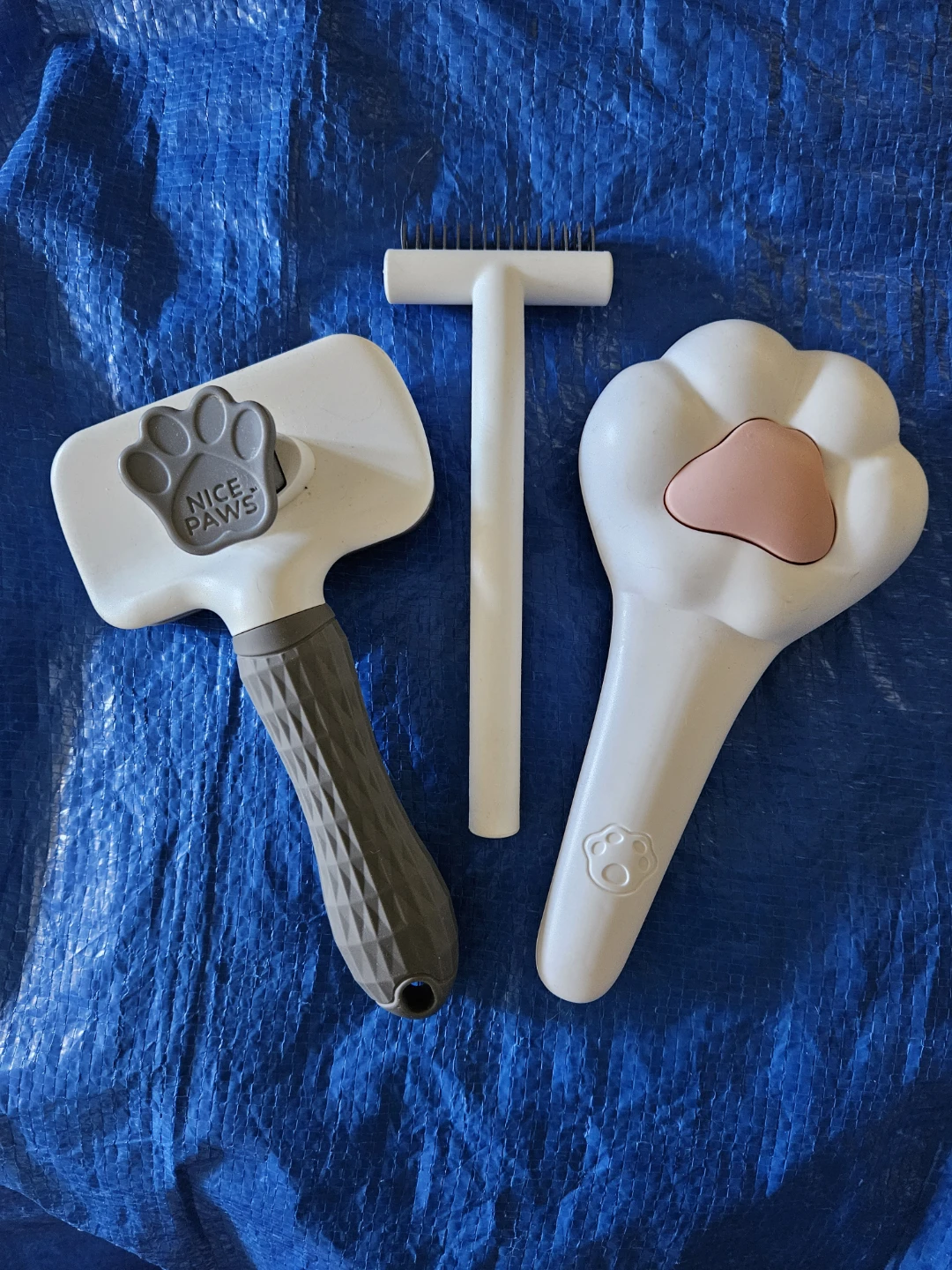 Cat Grooming Brush & Comb Set - used