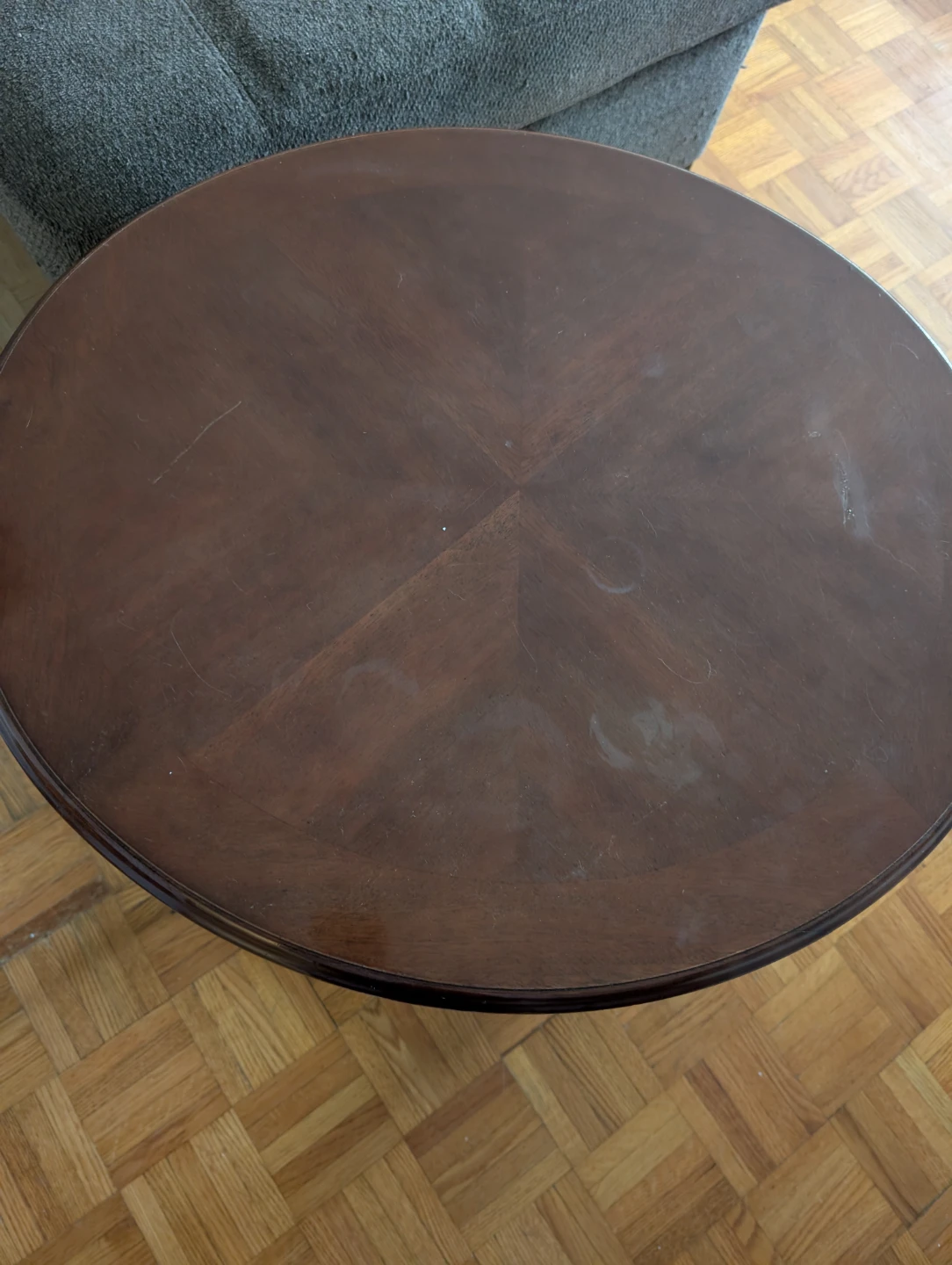 Round Mahogany Wood Side Table - photo 2