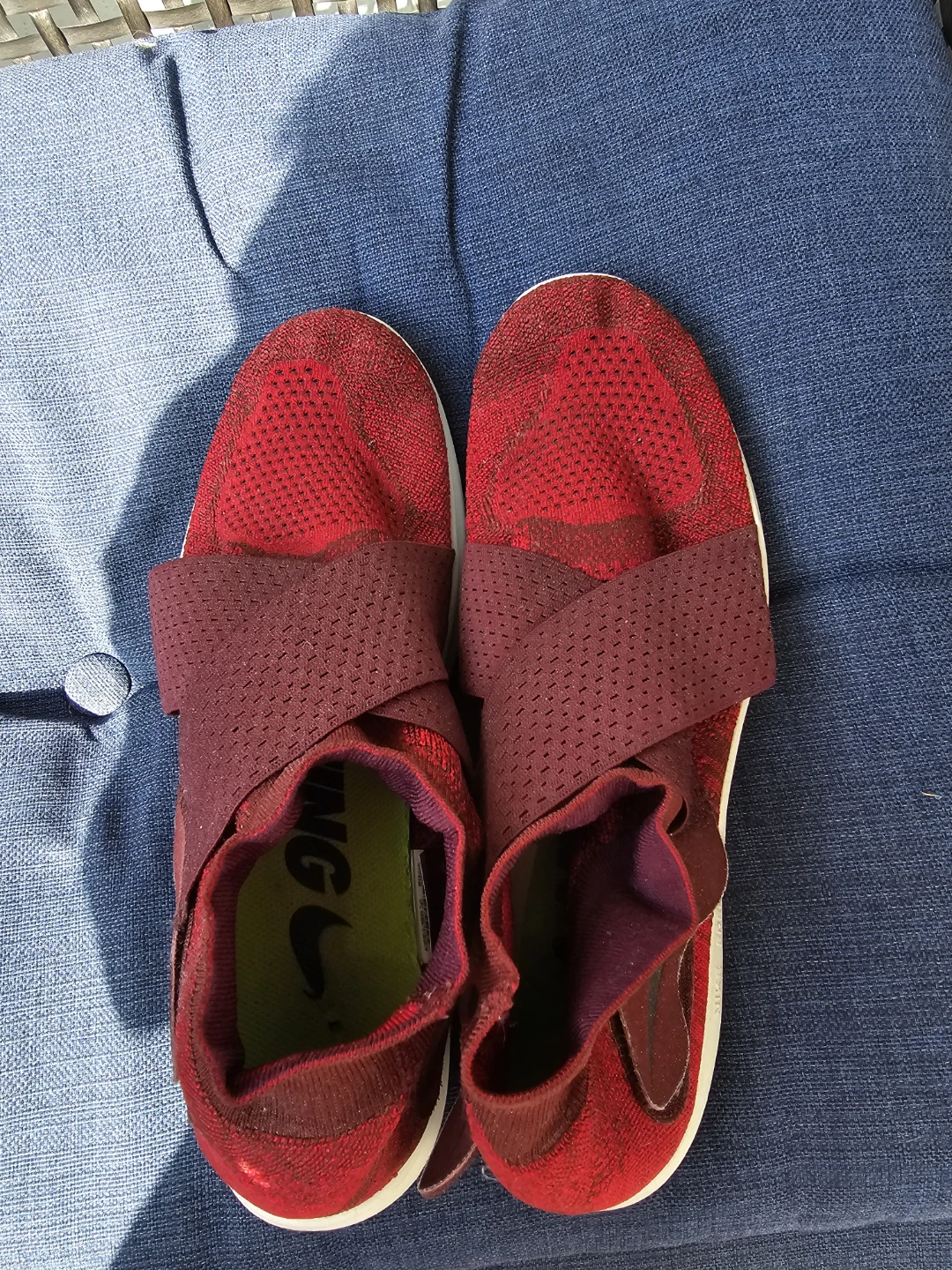 Men's Free  Running Shoes - Red/Burgundy size 12 - photo 2