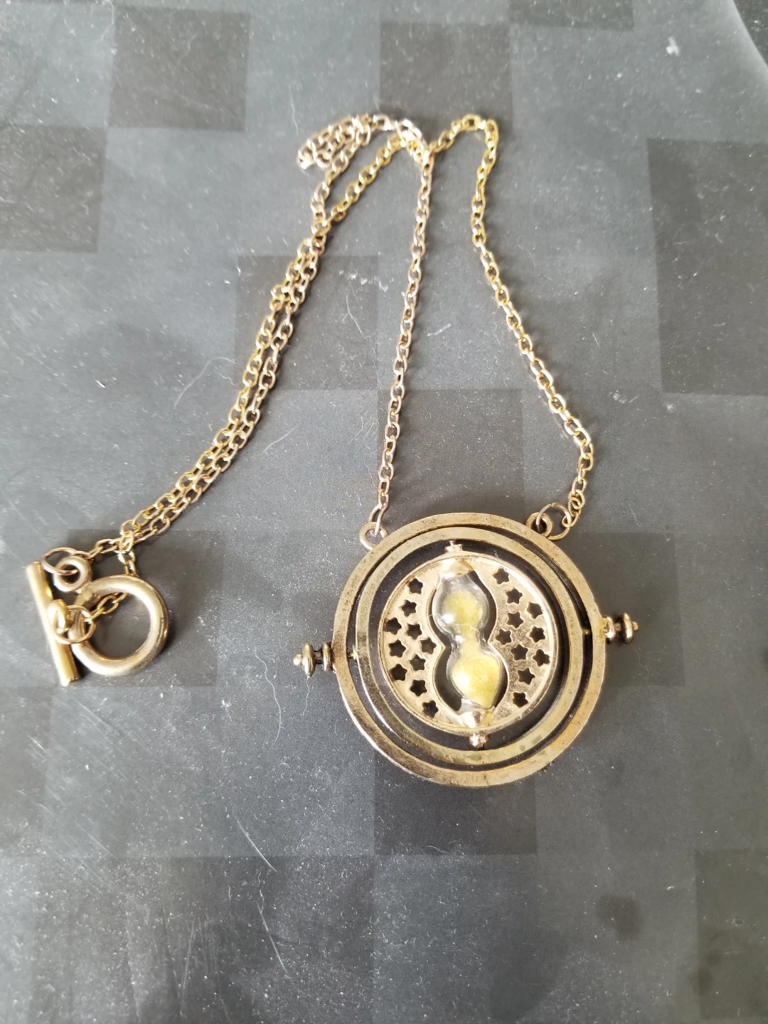 Harry Potter Gold-tone time turner necklace