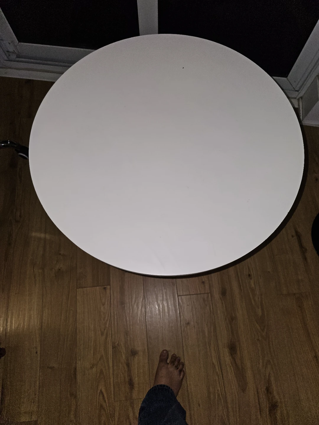 2 White Bar Stools and Round Table Set - photo 4