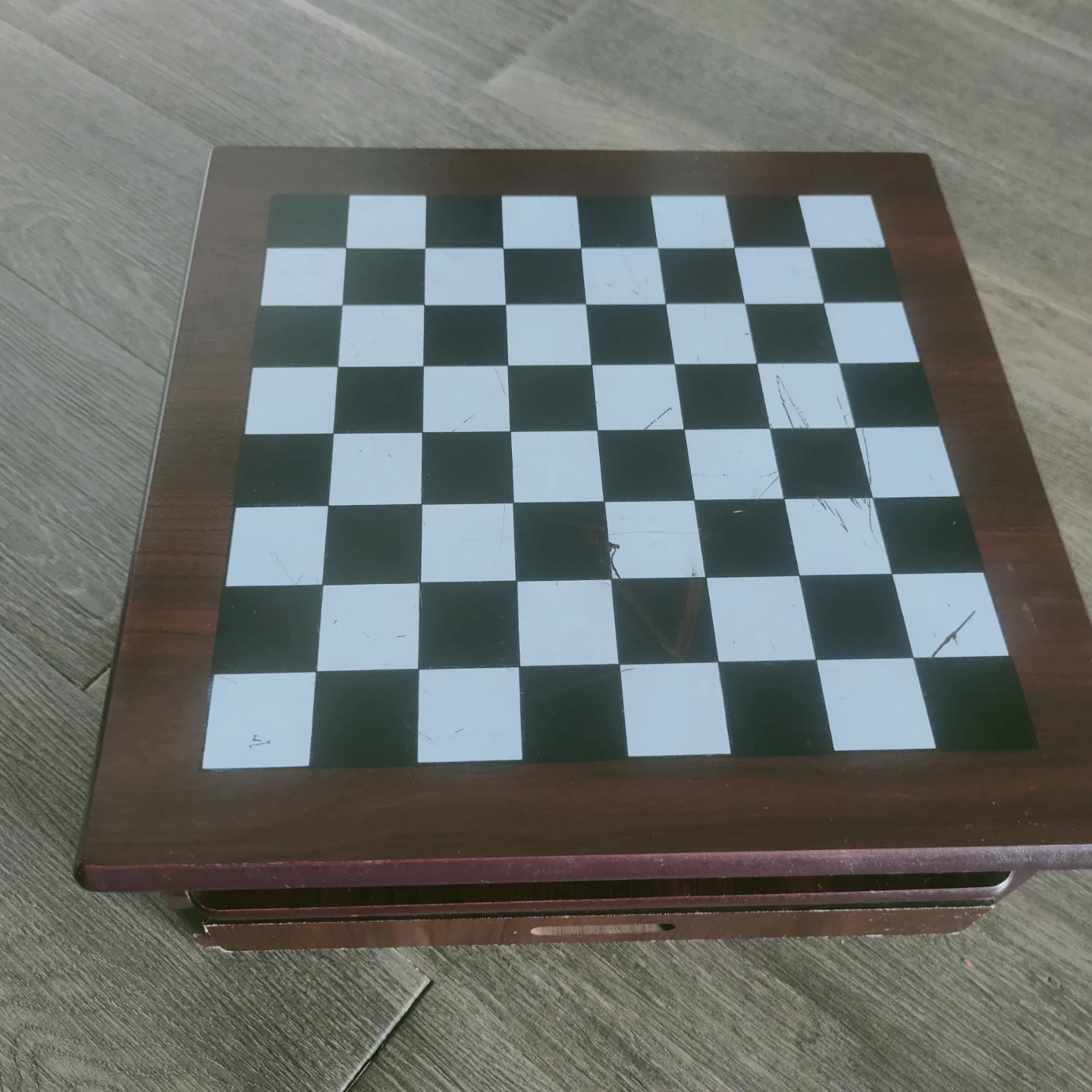 Game house with 10 classic games