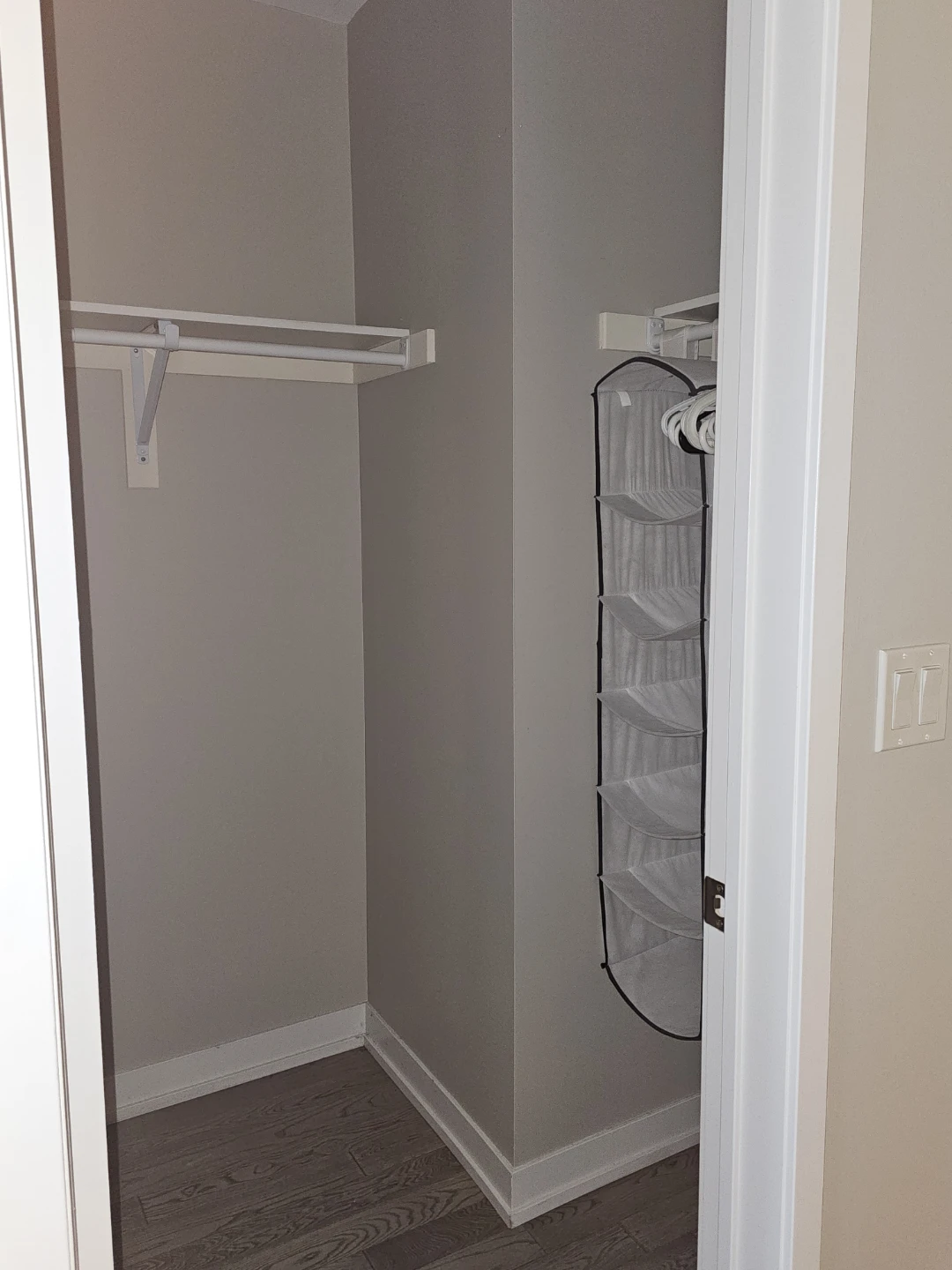 Master bedroom for rent in Vaughan - photo 4