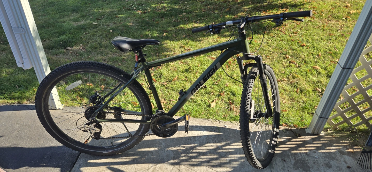 Raleigh Mountain Bike - Green