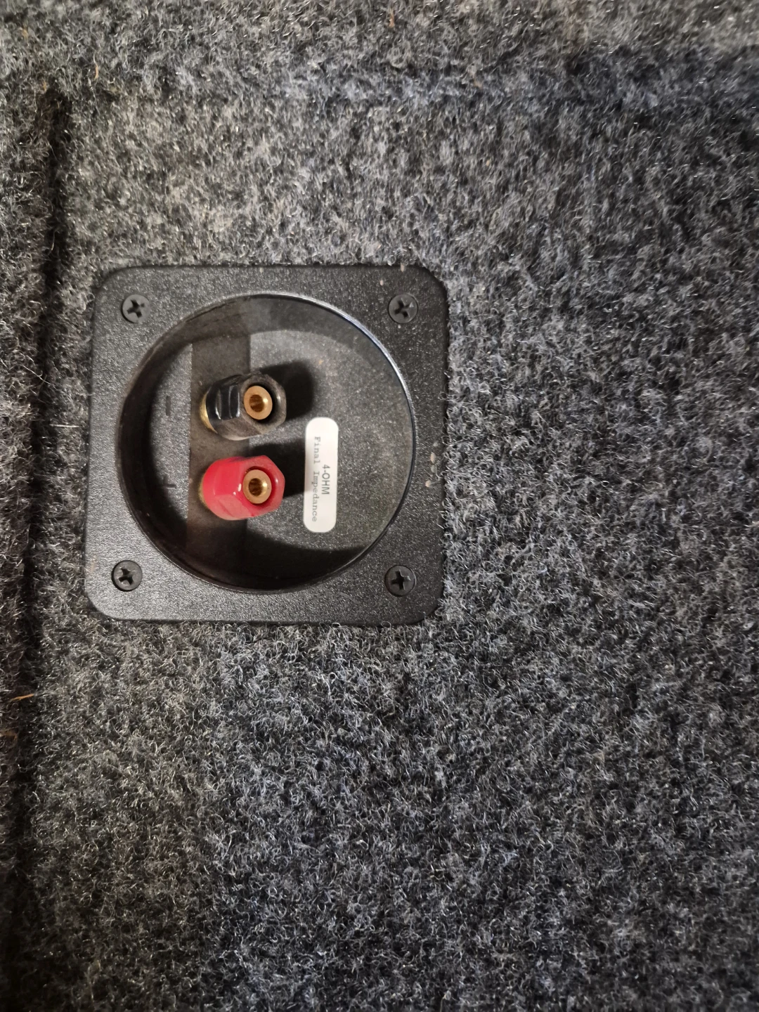10 in JL Audio Sub in Enclosure - photo 2