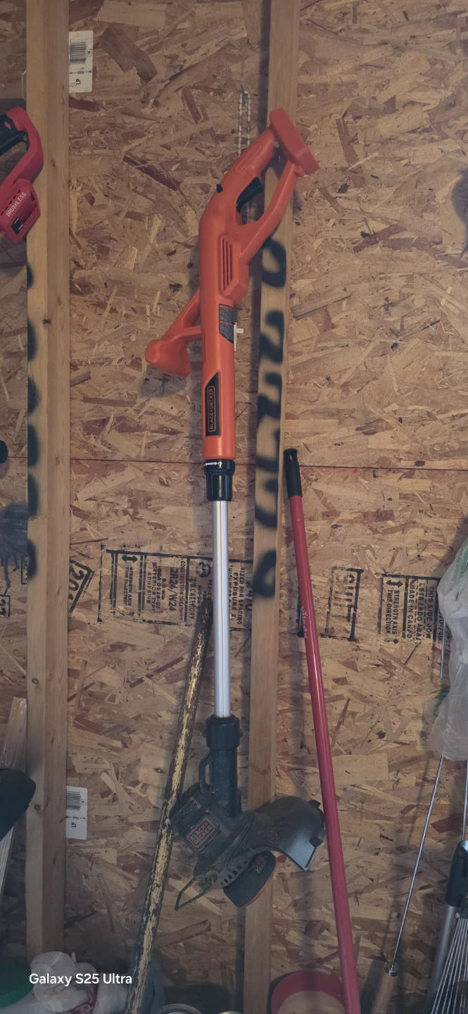 Black+Decker Electric Leaf Blower and String Trimmer - photo 4