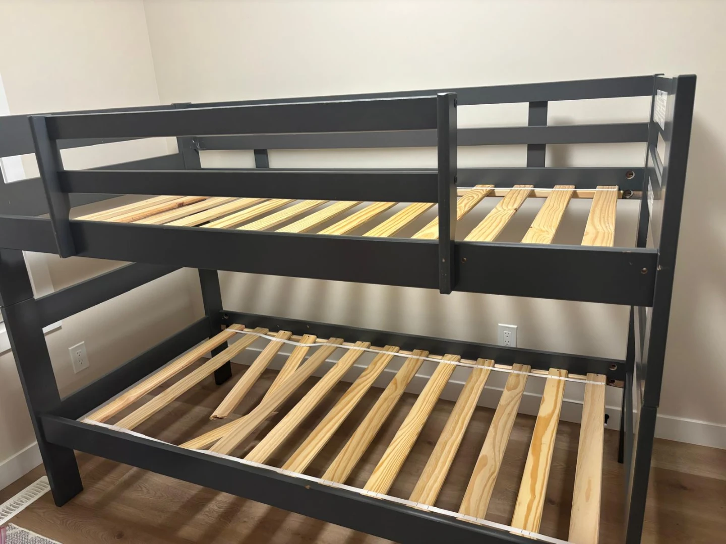 WOODEN BUNK BED - GOOD TIMBER - GOOD  CONDITION (2 beds) - photo 4