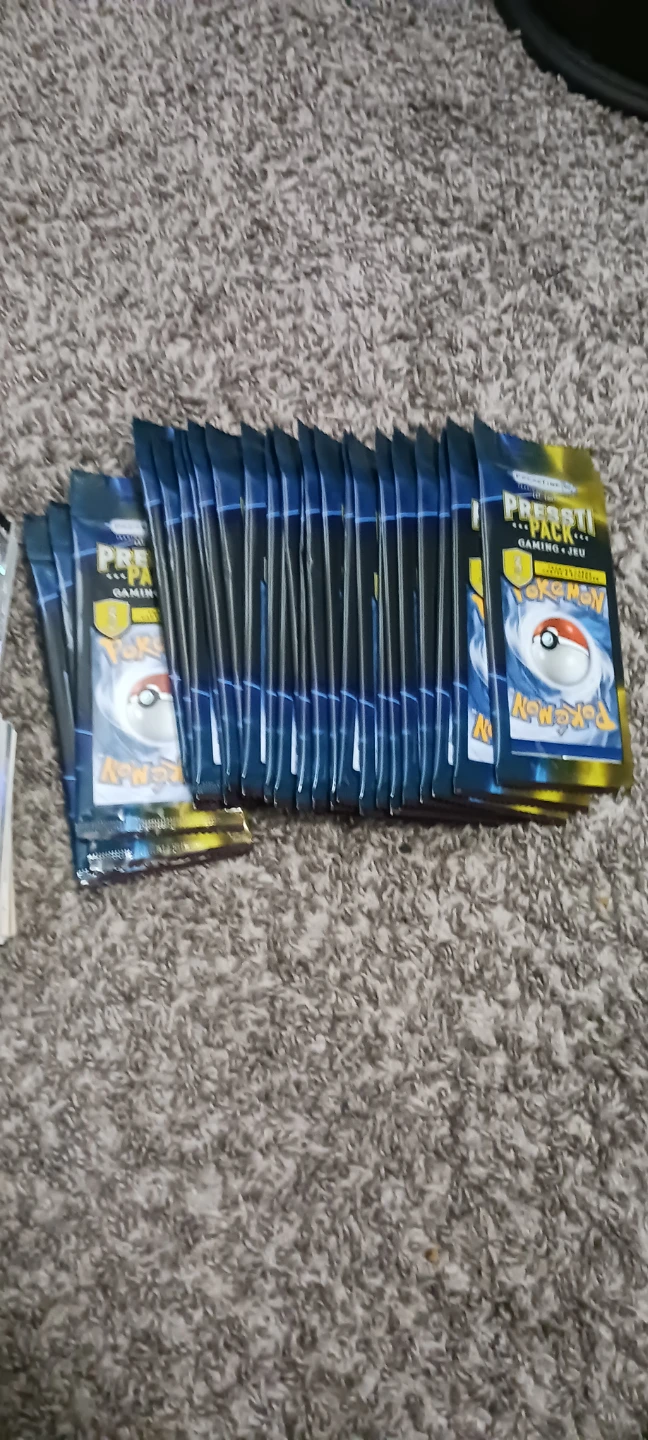 Pokemon & Basketball Trading Cards Lot - photo 2