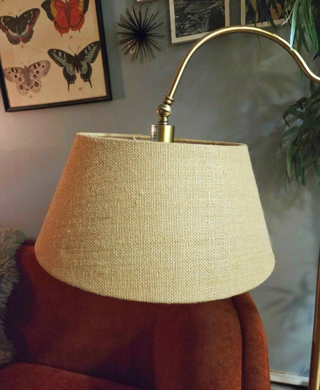 MCM Gold Arched Floor Lamp With Linen Shade (Delivery Available - photo 4