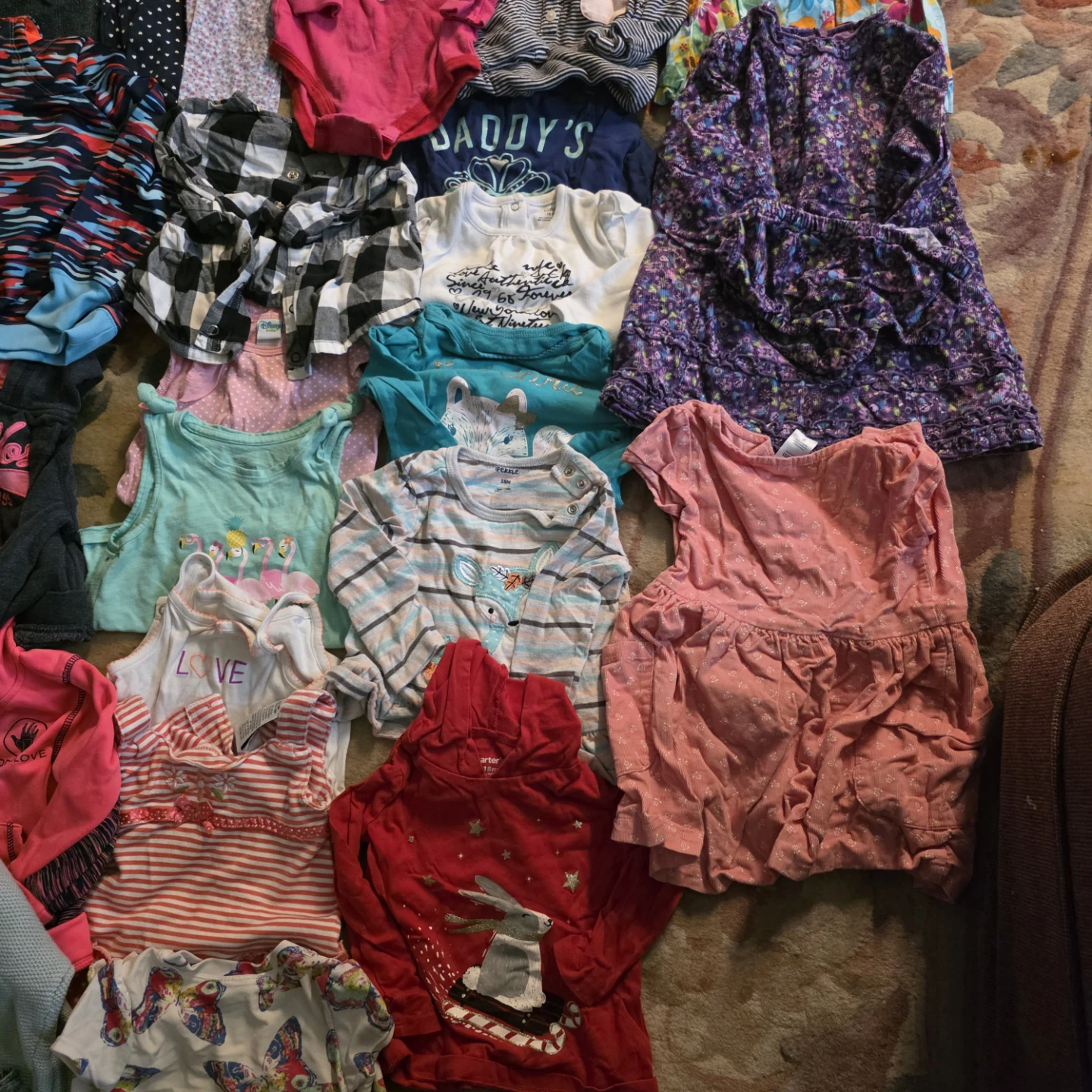18 month girl clothes 33 pieces for 55 - photo 4