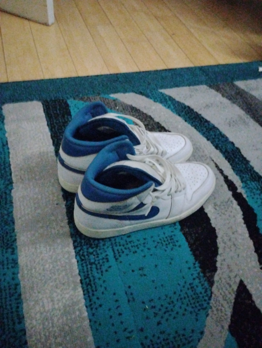 Air Jordan 1 High Top Sneakers - photo 2