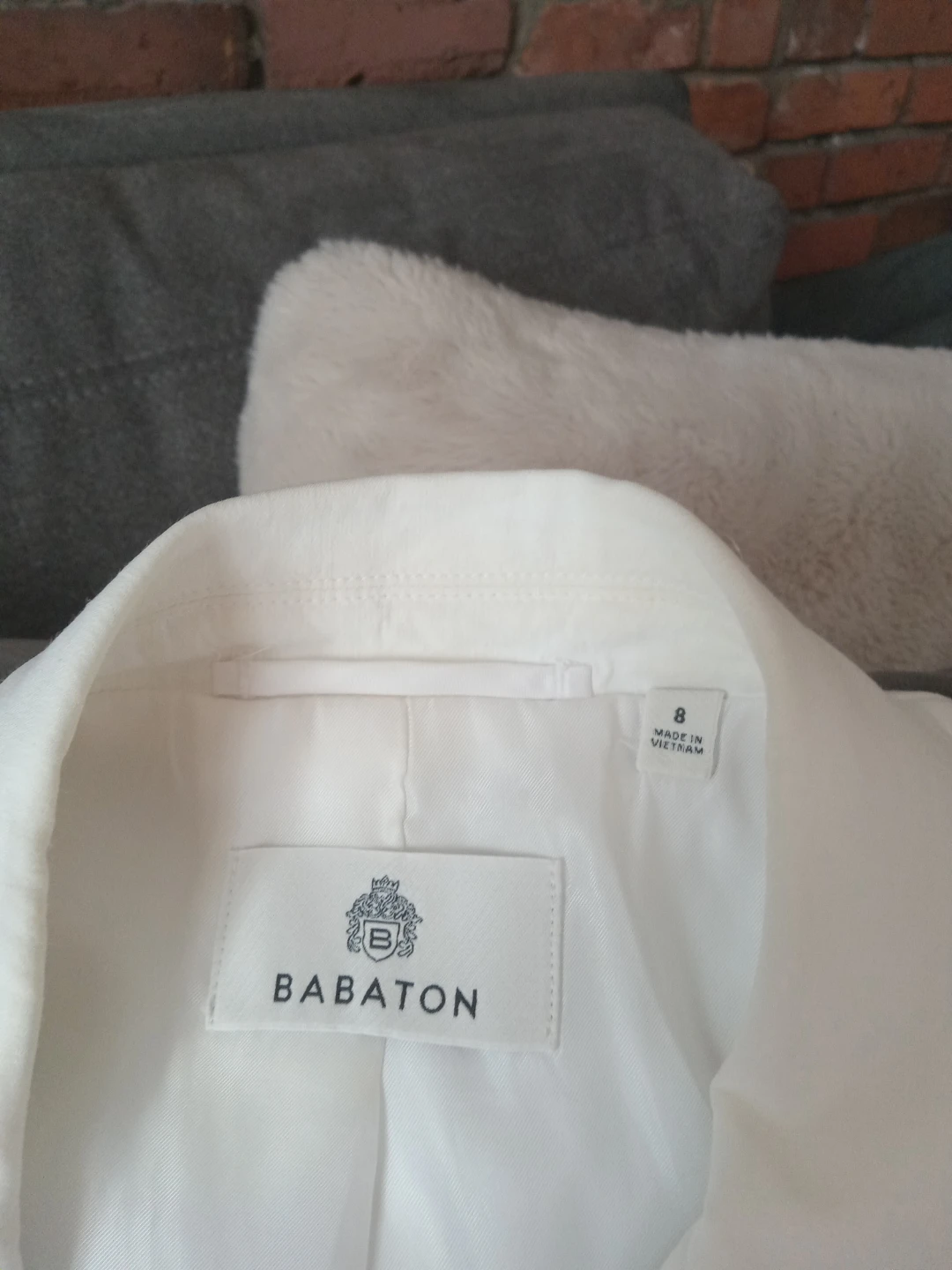 White Babaton Blazer - Size 8 - photo 2