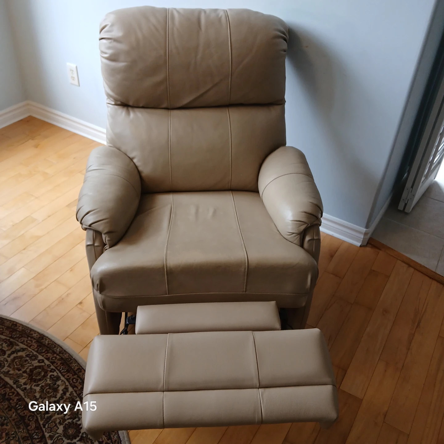 Tan Recliner Chair - photo 2