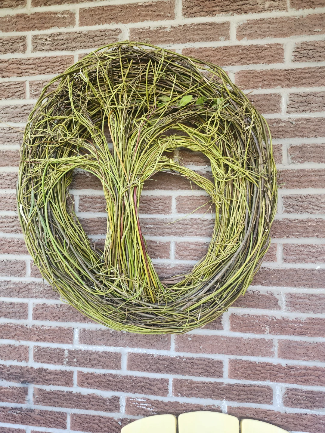 HANDWoven Wreath with Family Tree Design