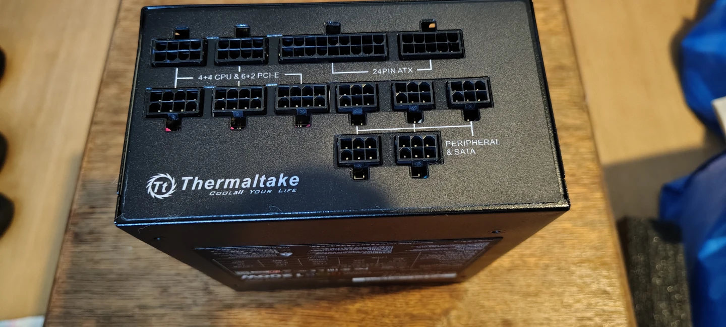 Thermaltake Toughpower Grand RGB 1200W Power Supply - photo 4