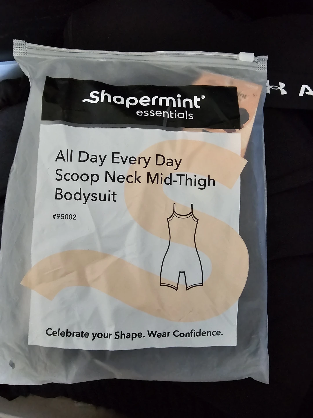 Shapermint Essentials Every Day Scoop Neck Mid-Thigh Bodysuit - photo 2