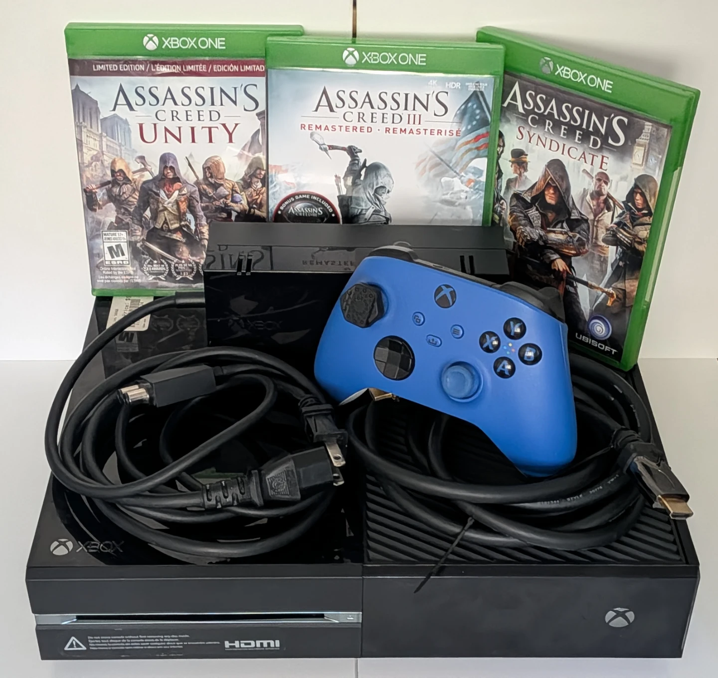 Xbox One | 500GB |  w/ 1 Controller, Hookups + 3 Games -