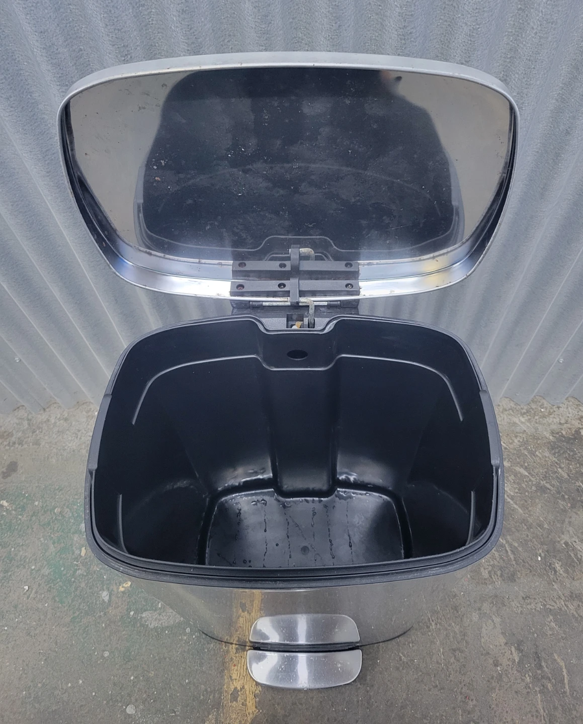 Big Stainless Steel Step Trash Can - photo 4