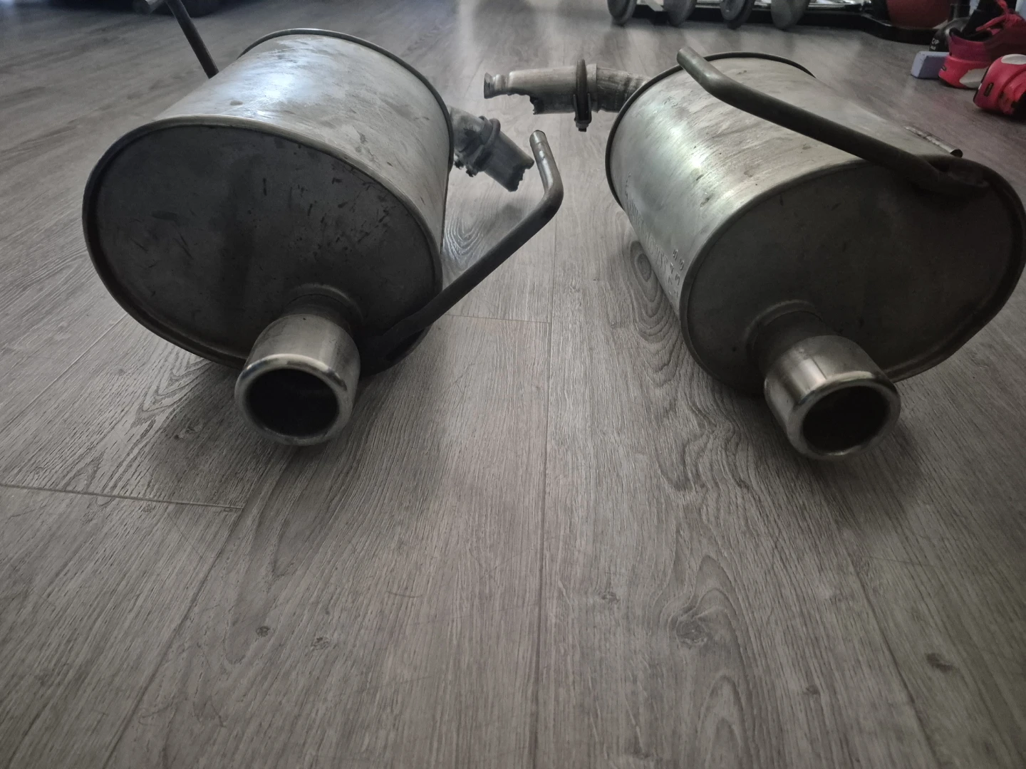 Subaru Muffler & Pipe - 44300SC152