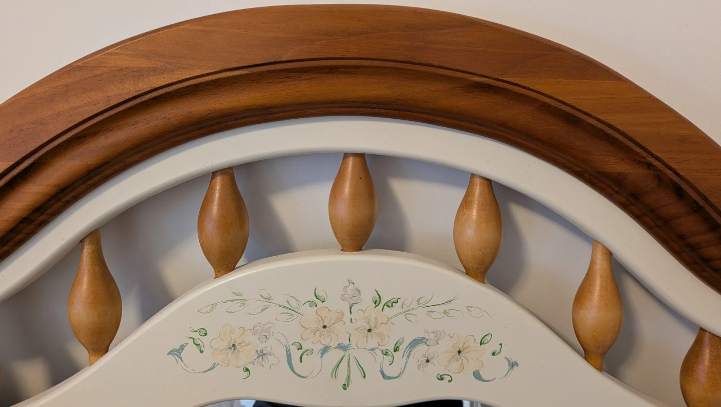 Vintage Decorative Mirror with Floral Accents - 100% Wood - photo 2