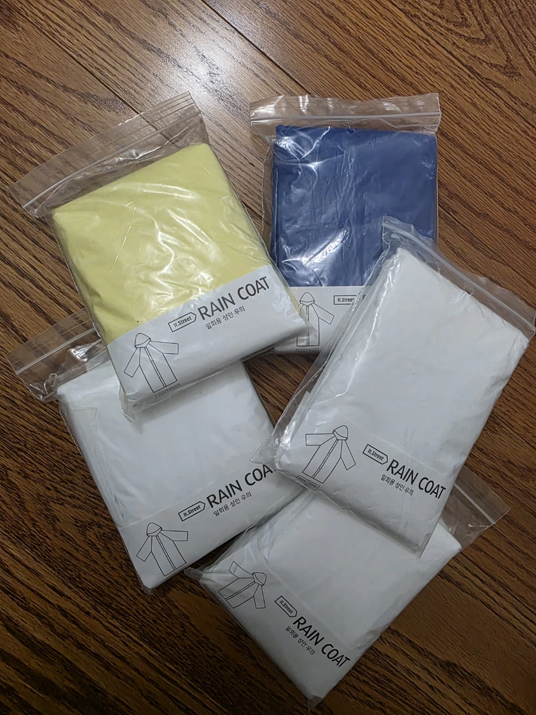 pantyhose, single-use poncho - photo 3