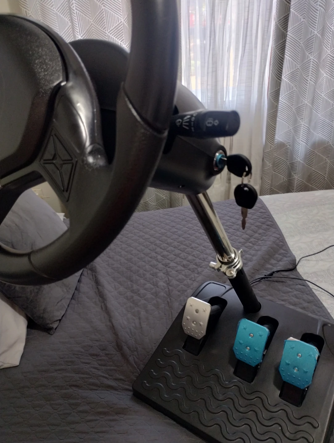 Racing Wheel Pedals and Shifter Set - photo 2