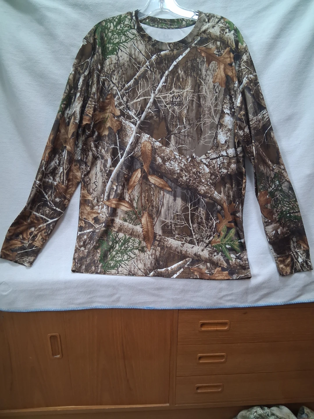 Realtree Edge Camo Long Sleeve Shirt - Size L