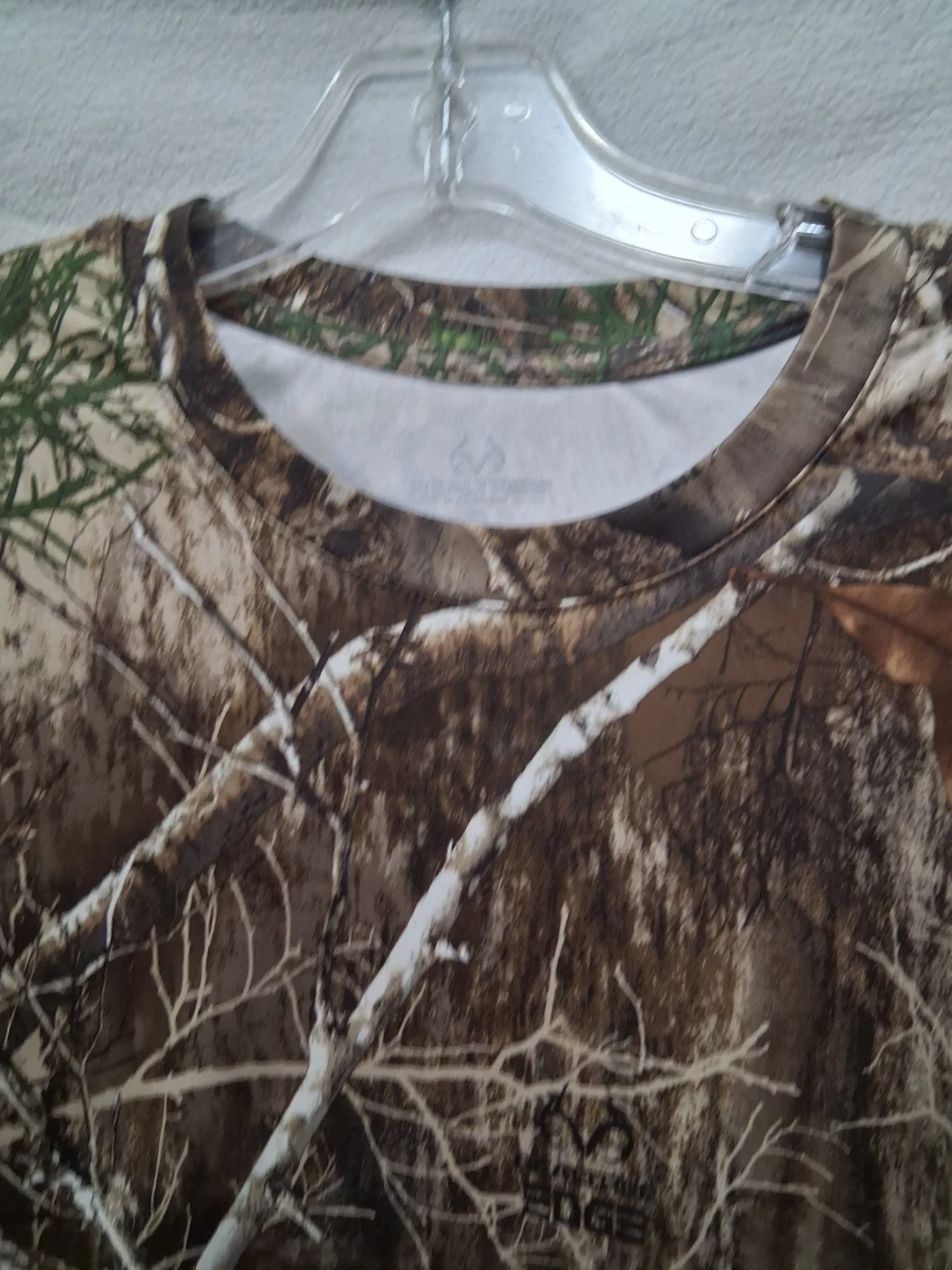 Realtree Edge Camo Long Sleeve Shirt - Size L - photo 4