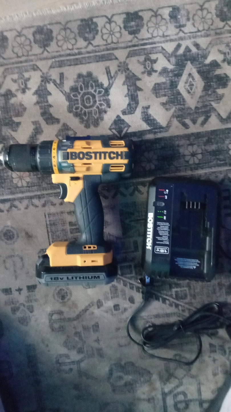 Bosstitch drill driver set