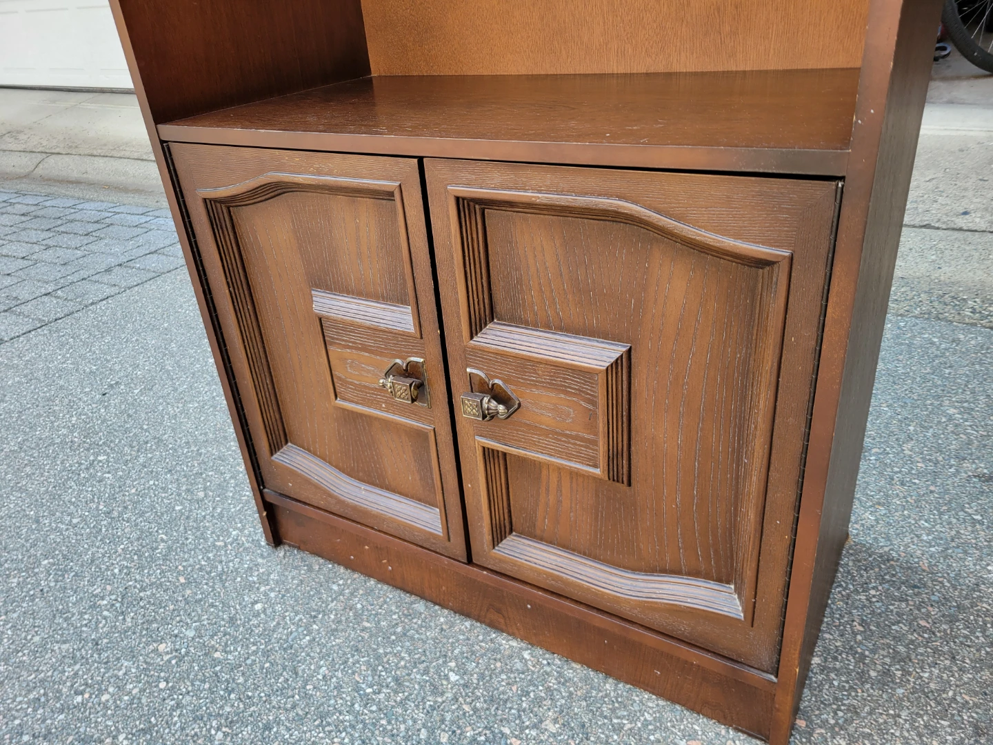 Vintage Mid-Century Wooden Bookshelf with Cabinet Base - photo 4