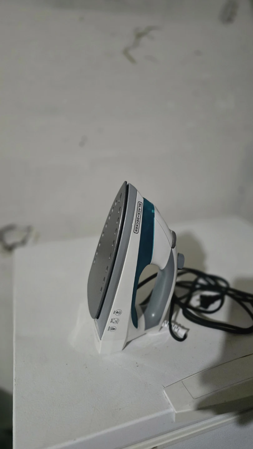 Black+Decker Iron
