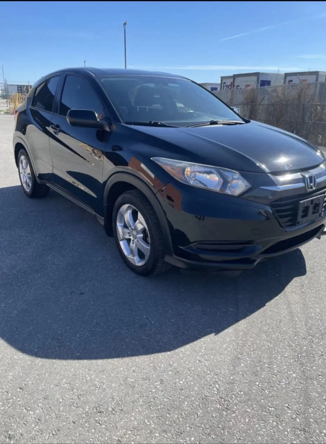 Black Honda HR-V - photo 2