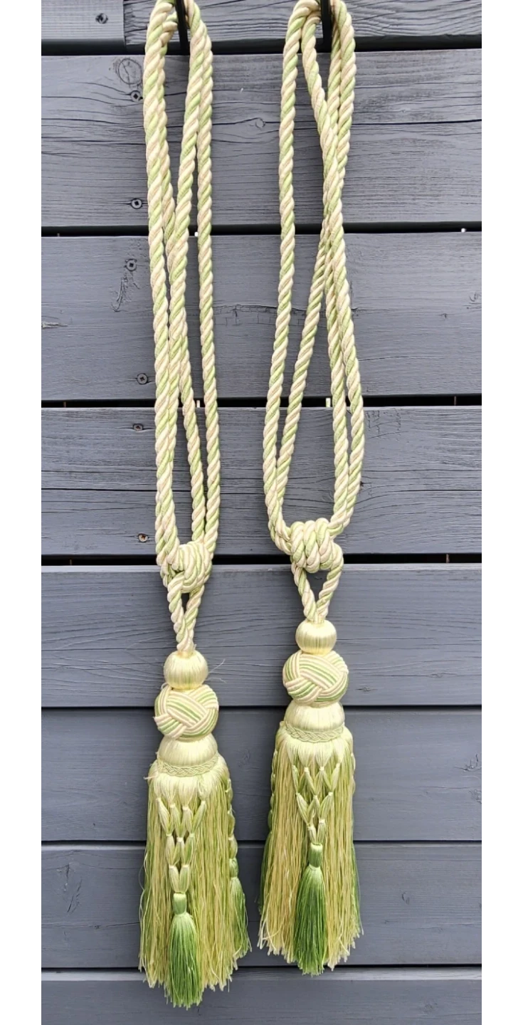Decorative Curtain Tie-Back Tassel Set (2)