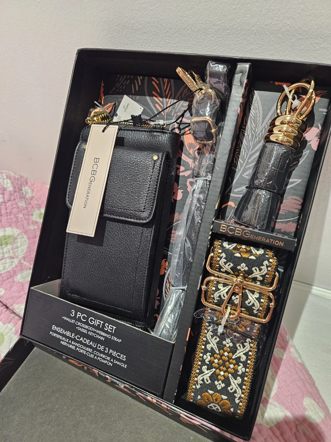 BCBG 3 pc gift wallet