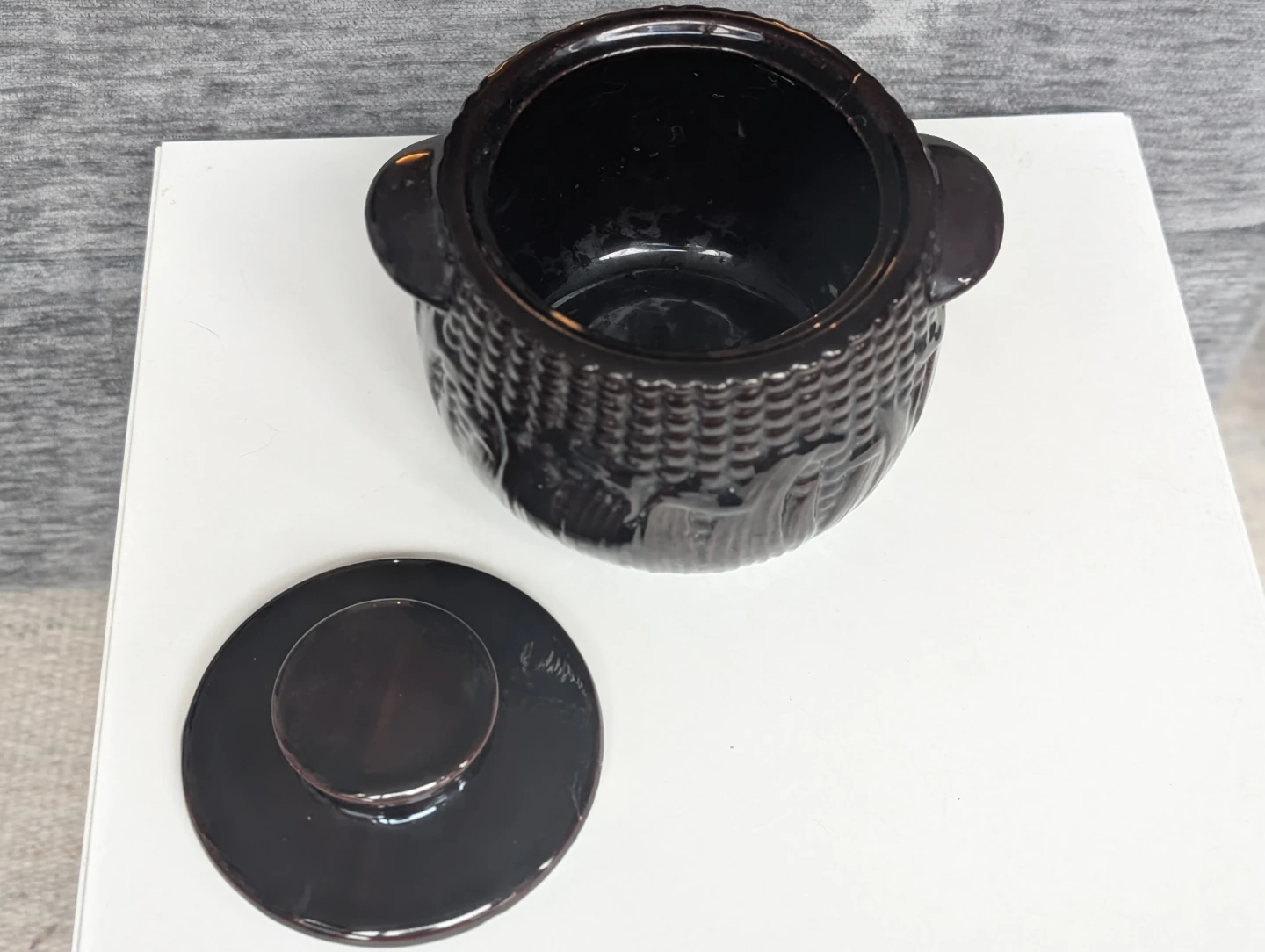 Vintage Royal Canadian Art Pottery corn bean pot - photo 2