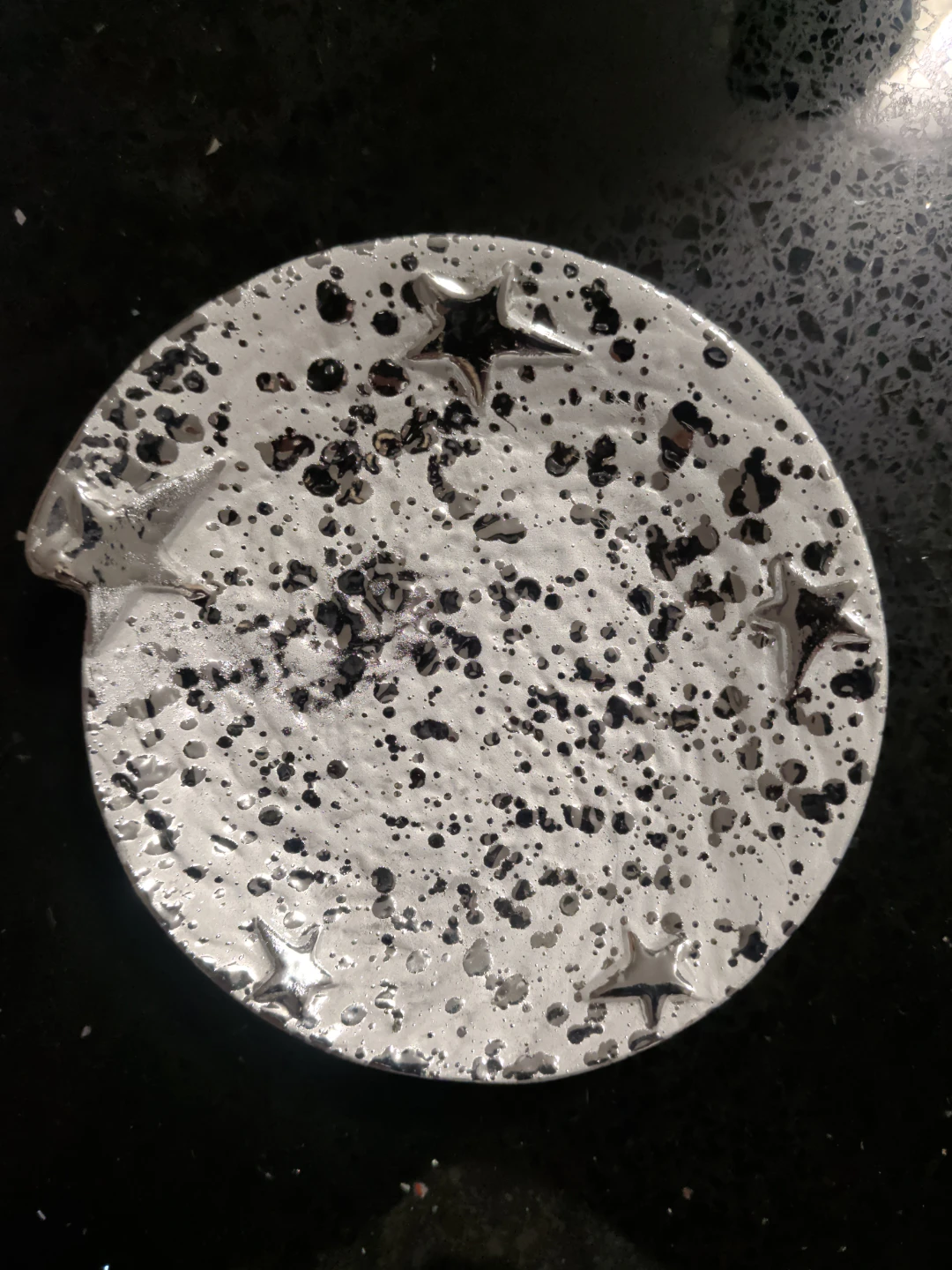 Hammered Metal style earthen jewelry dish with Star Imprints - photo 2