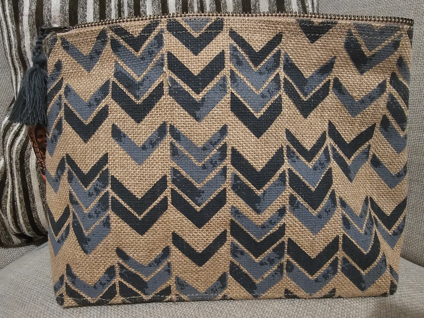 Neiman Marcus Chevron Pattern Pouch - photo 5