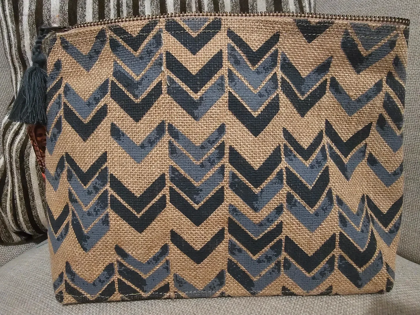 Neiman Marcus Chevron Pattern Pouch - photo 5