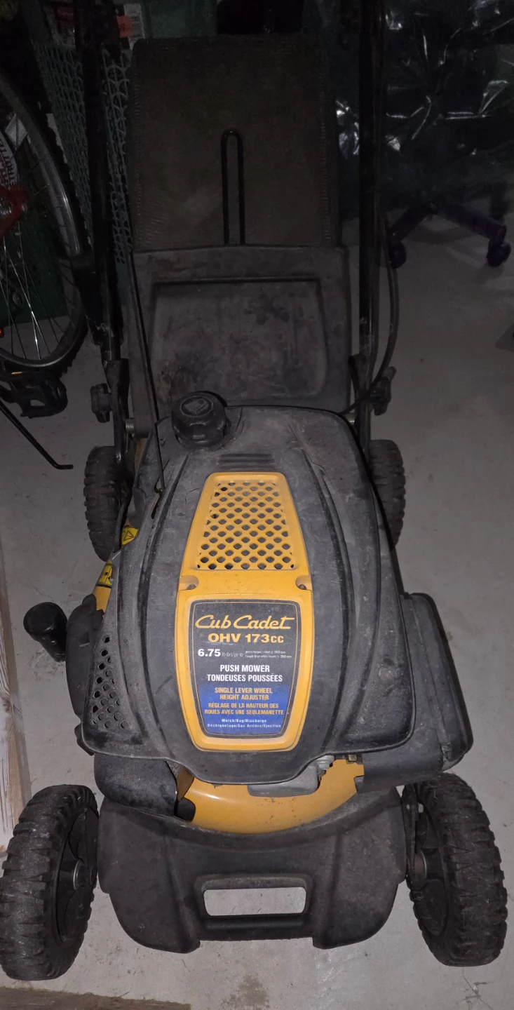 Cub Cadet OHV 173cc Lawn Mower - photo 2