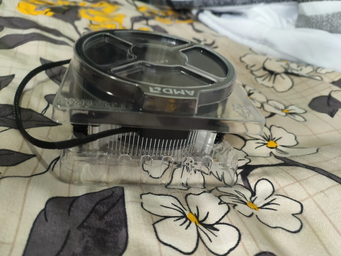 AMD CPU Cooler - photo 4