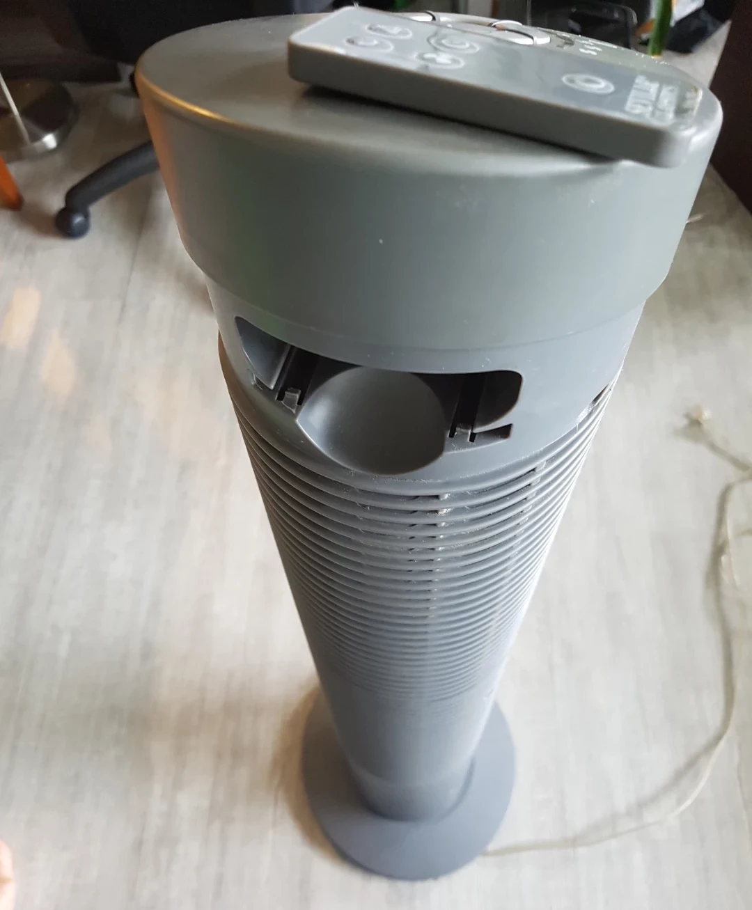 Seville Classics Tower Fan with remote - photo 3