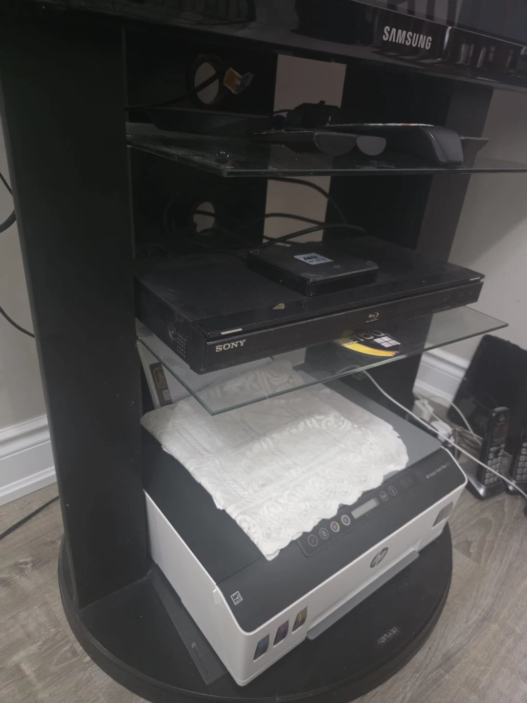 TV stand - photo 3