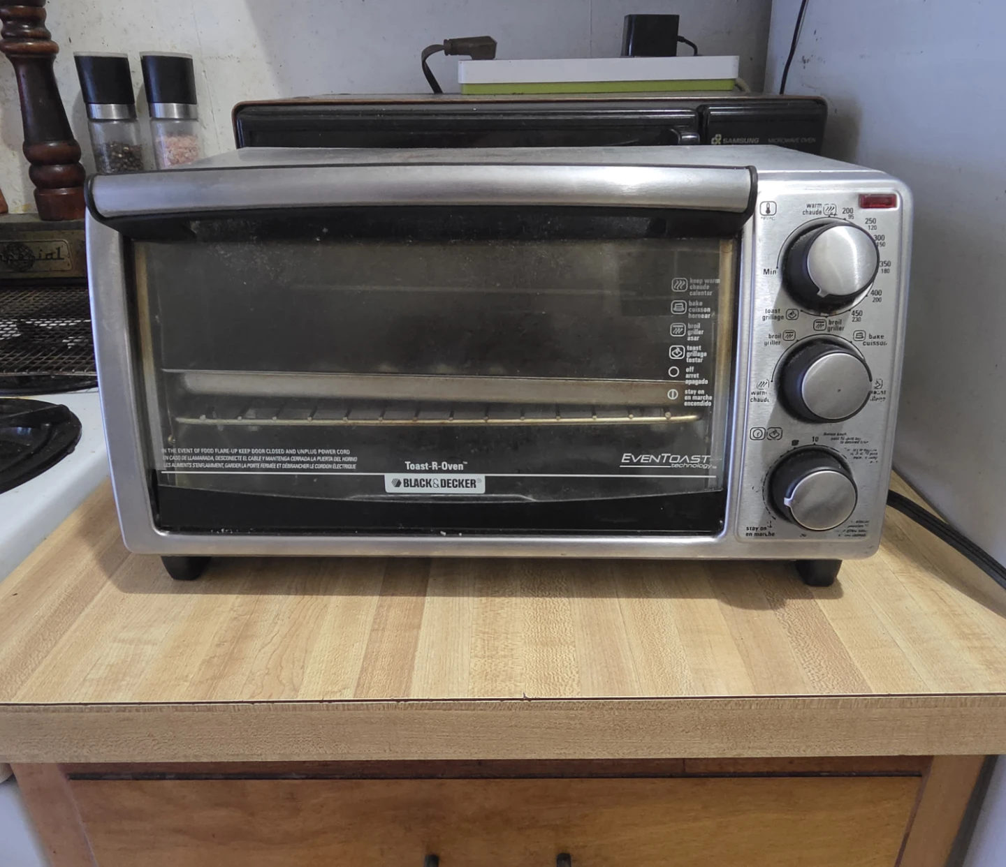 Kitchen Clearout -  FREE - furniture, appliances, storage - photo 4