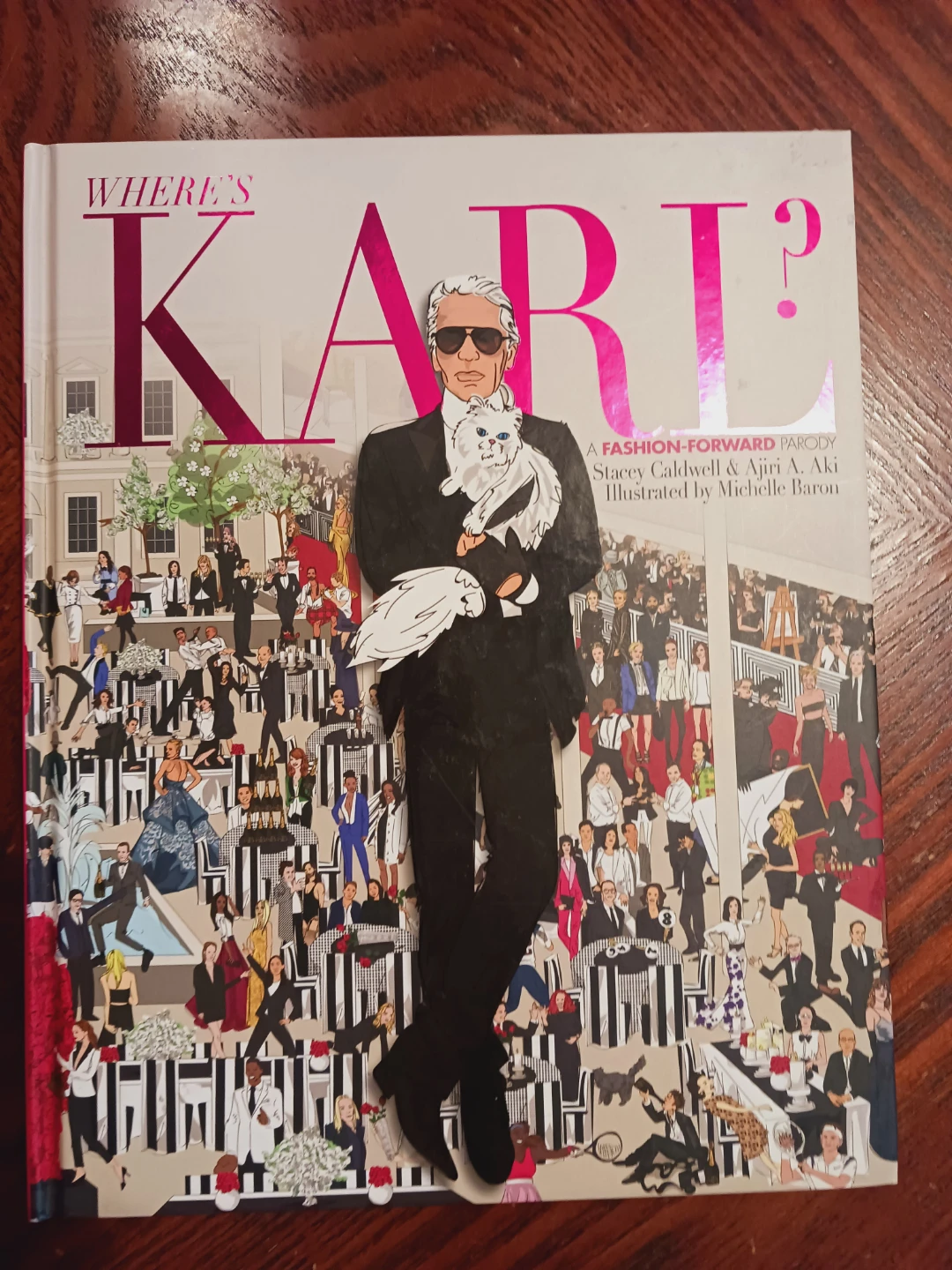 Where's Karl? Karl Lagerfeld. Iconic Fashion Legend - photo 2
