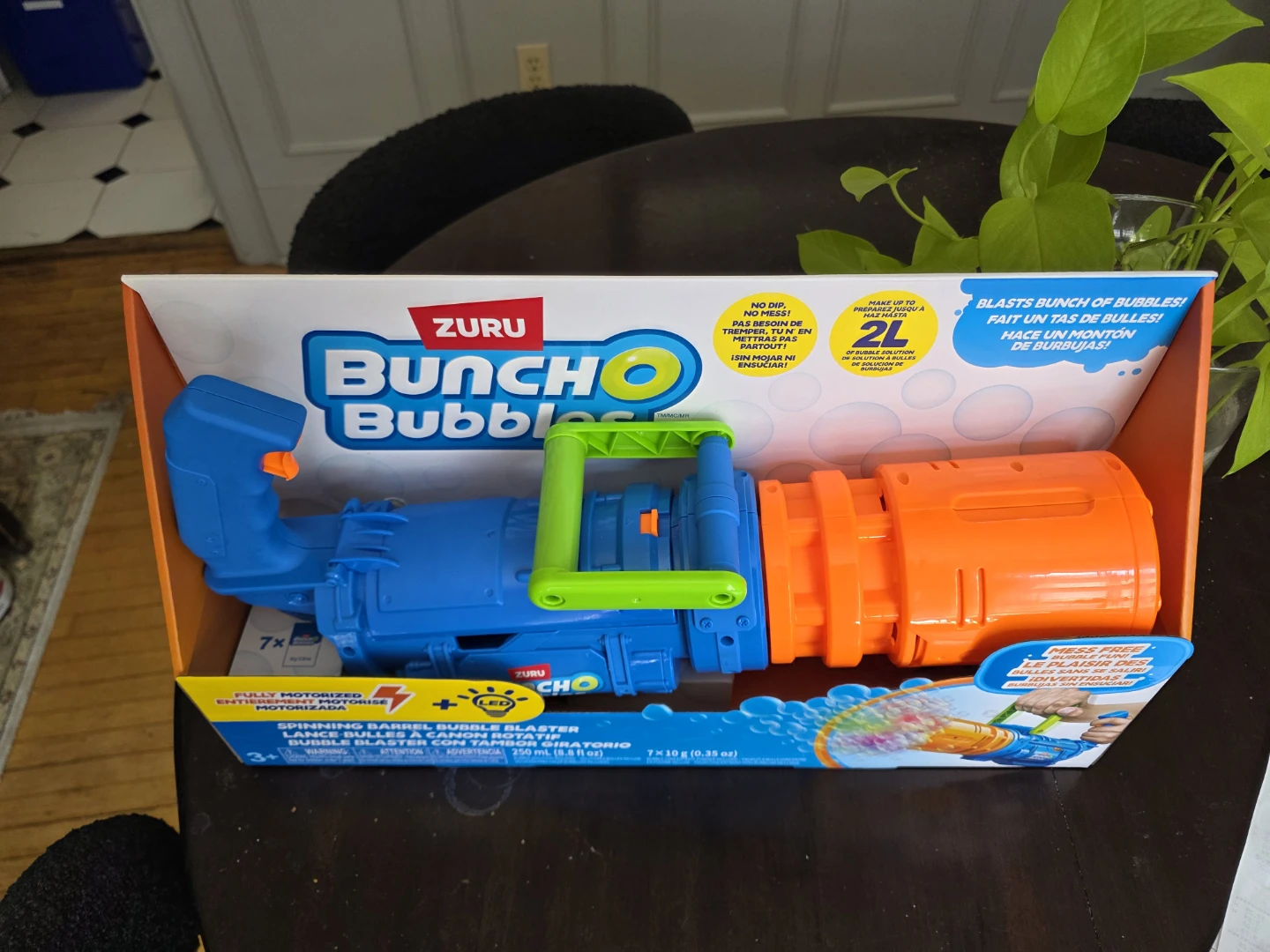 Zuru Bunch O Bubbles Spinning Barrel Bubble Blaster Toy