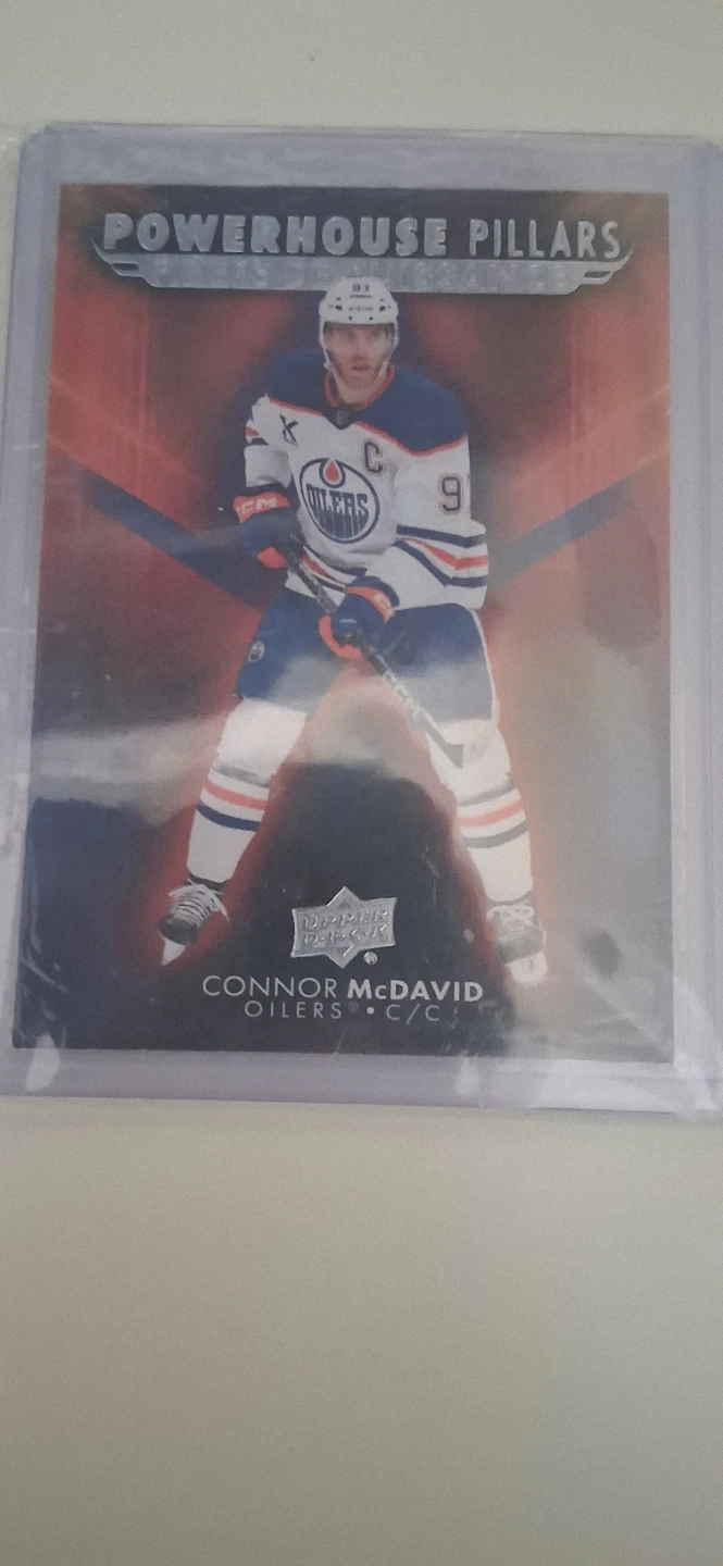 Tim Hortons Powerhouse Pillars Connor McDavid Hockey Card