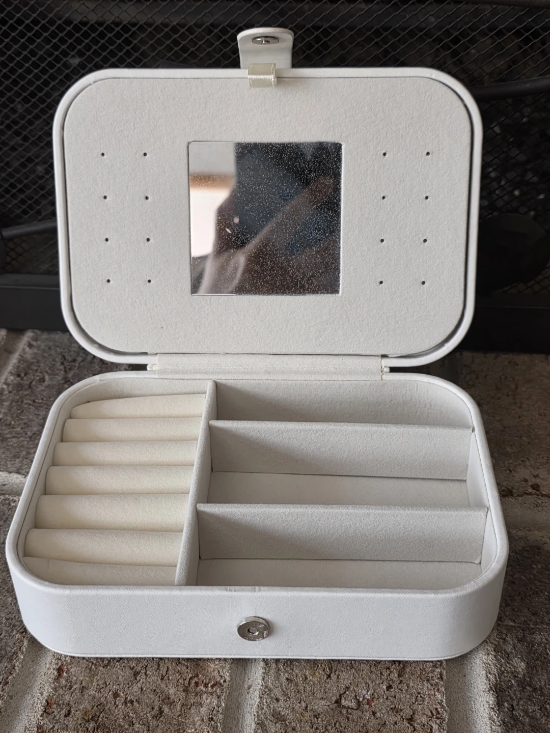 White Faux Leather Travel Jewelry Box with Mirror - photo 2