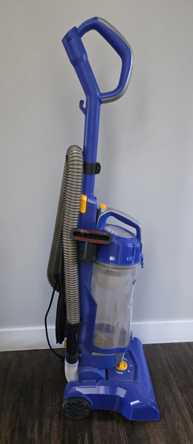 Eureka Powerspeed Upright Vacuum - photo 2