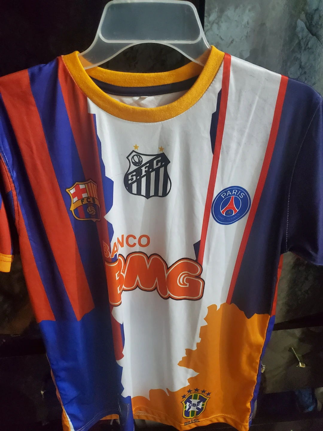 Numerous jersey size large